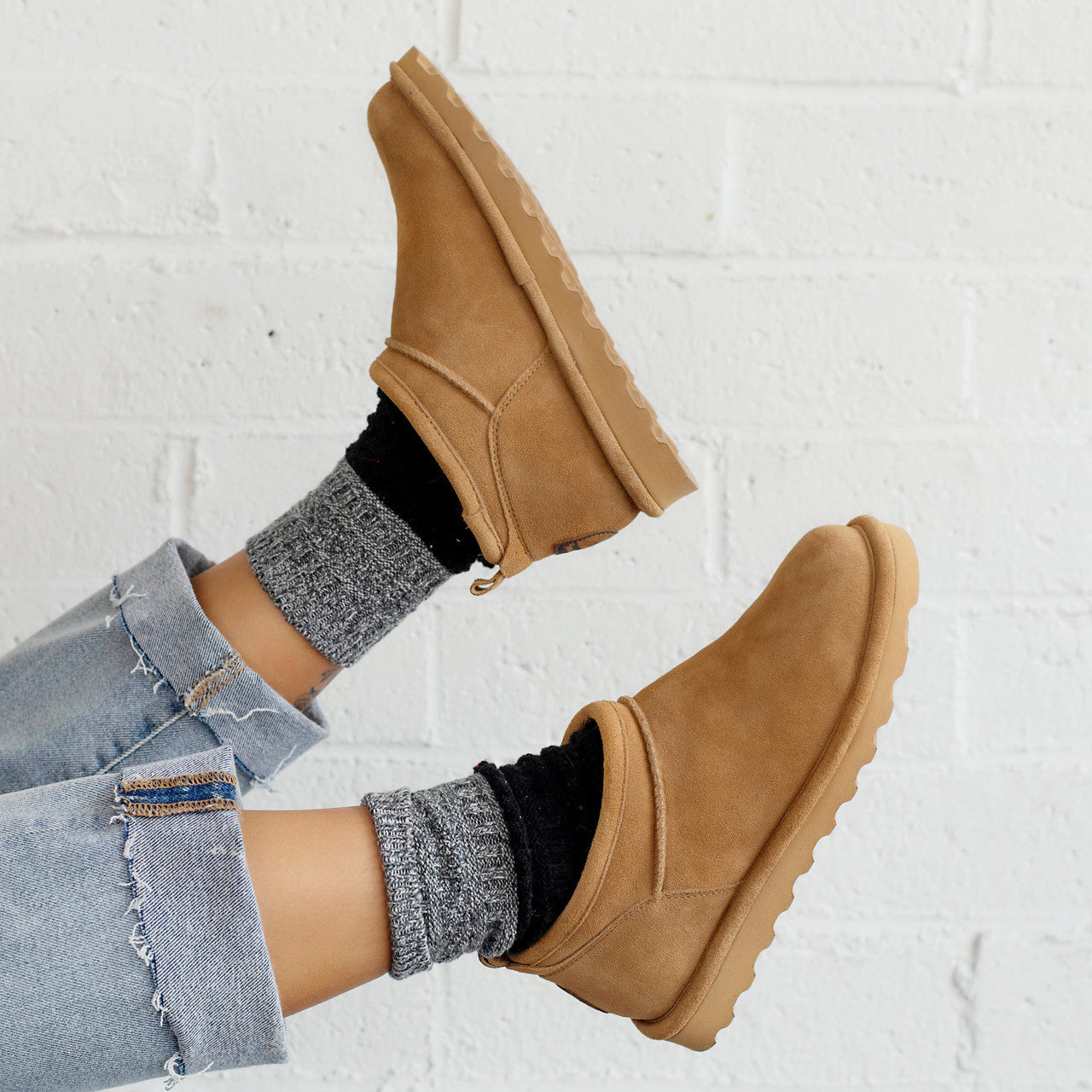 BEARPAW Super Shorty Boots